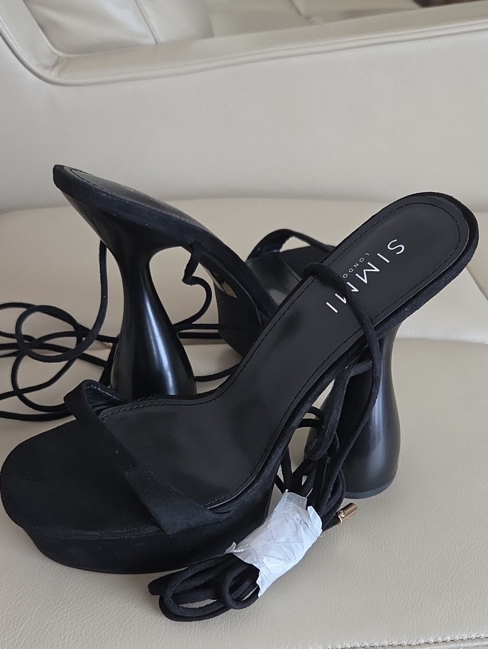 SIMMI Black Lace-Up Platform Sandals with Sculpted Heel